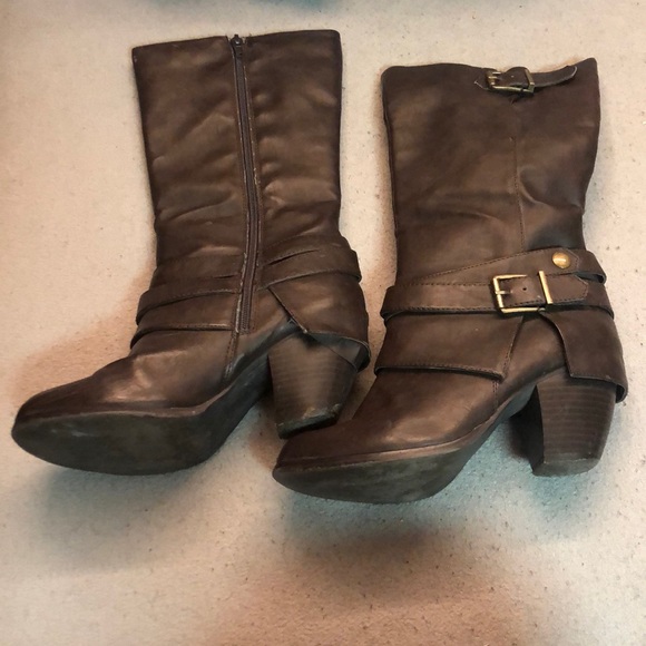 High heel boots - Picture 1 of 3